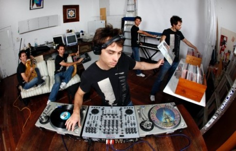 Tom Drummond – Fly Gurls